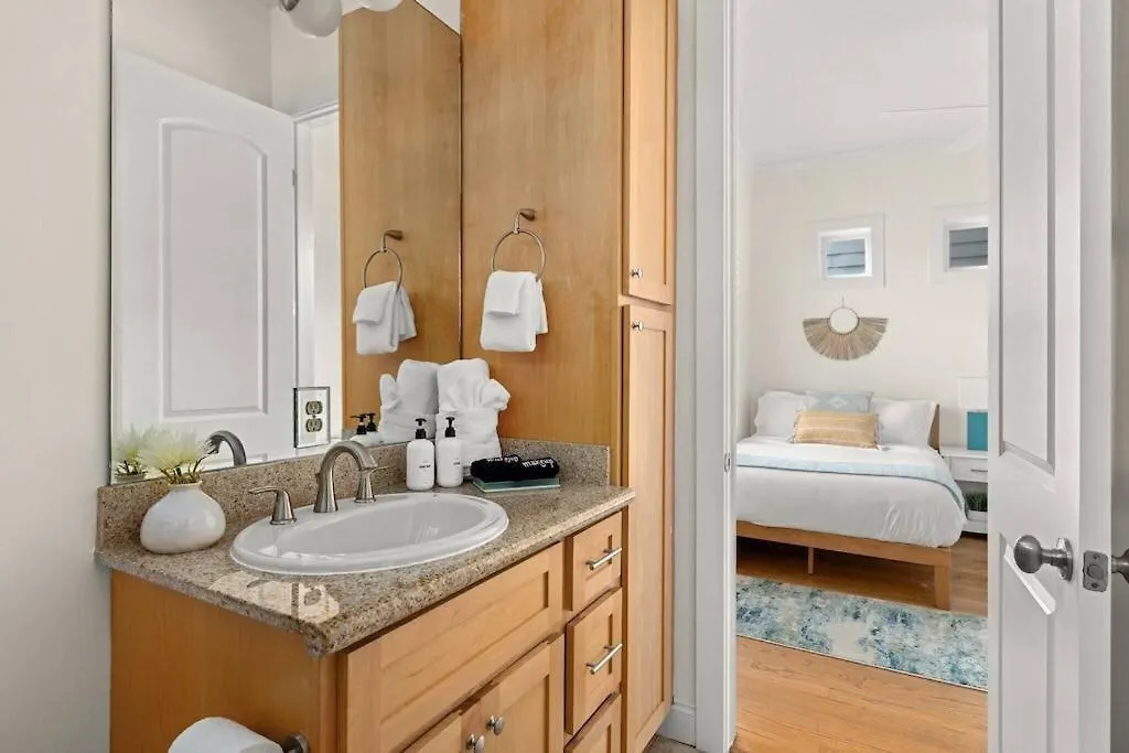 Semesterbostad Modern Beach Haues 4 Min Walk To Beach W/ Pool Bbq Panama City Beach