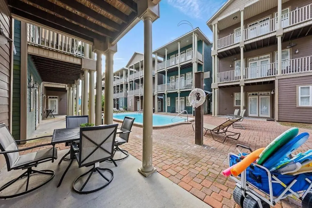 Semesterbostad Modern Beach Haues 4 Min Walk To Beach W/ Pool Bbq Panama City Beach USA